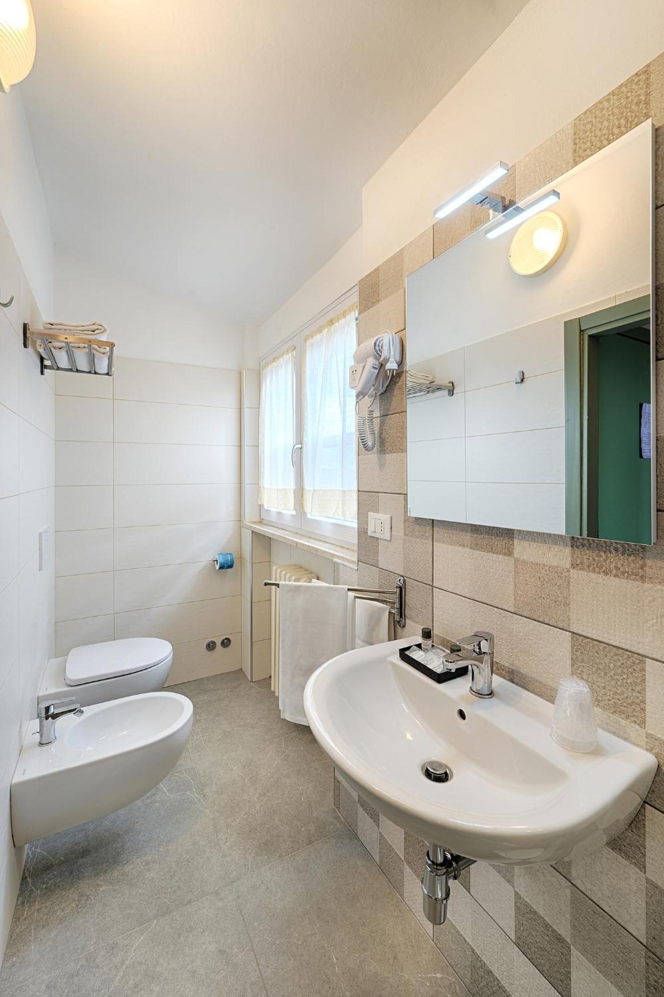 Hotel Castello โซวิชิลเล ภายนอก รูปภาพ